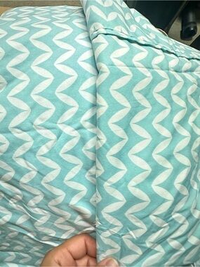 Chevron Print  bed sheet set in Aqua and White